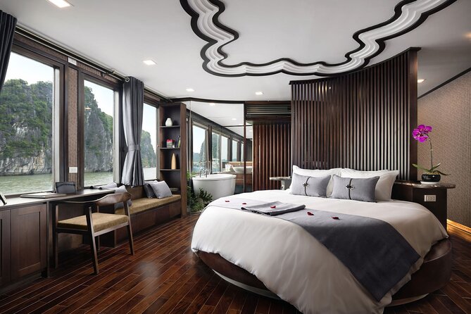 2-Day Halong Orchid Cruise - Tai chi and dawn on the second morning