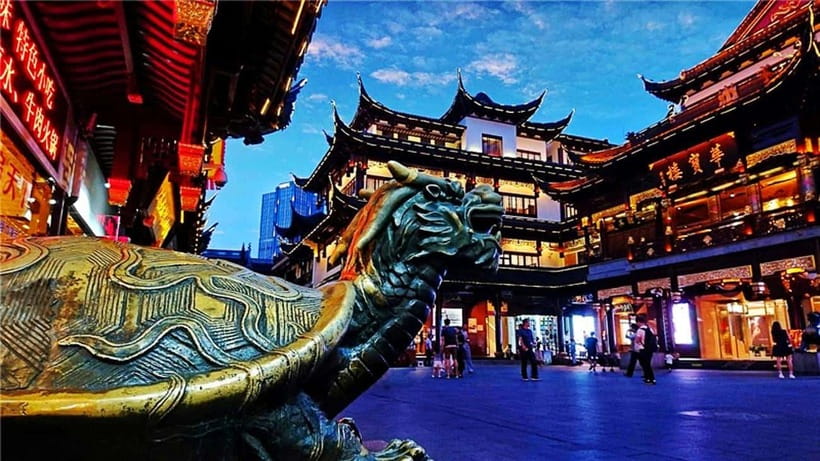 4-Hour Shanghai Best Garden and Temple Tour with Tea Tasting - Old Town Bazaar Connects Shopping With Shanghai’s Past