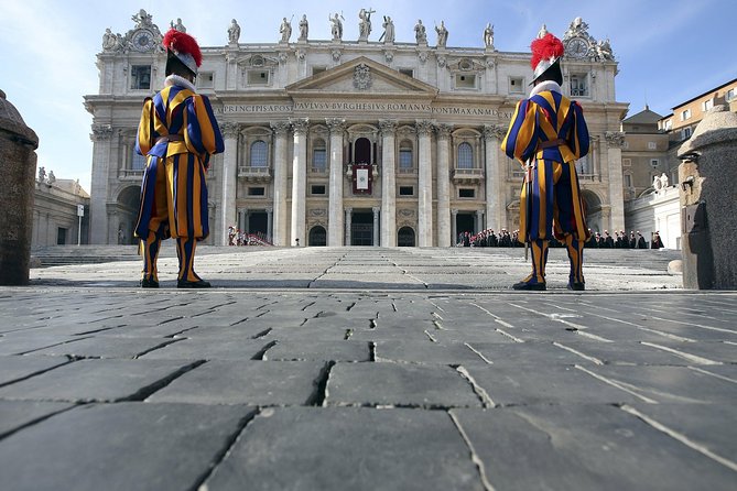 4 Hr Tour: Vatican Museums, Vatican Gardens with skip line passes & St. Peter's - Starting in the Vatican Gardens