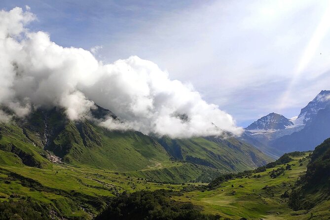 7 Day Tour to Valley of Flowers and Auli Hiking Adventure - Key points to know before booking