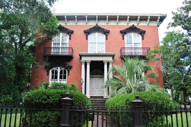 A Walk Through The Book "Midnight in the Garden of Good and Evil" - Starting with Berendt’s Savannah in Oglethorpe Square