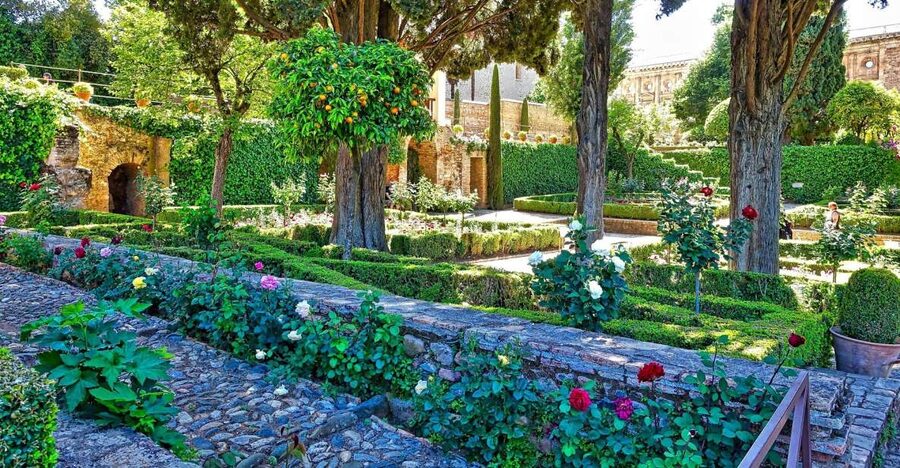 Alhambra's Gardens: Generalife, Partal, Alcazaba, & Carlos V - From palace retreat to working Medina