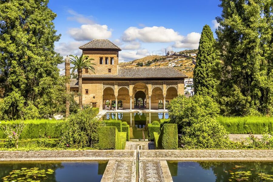 Alhambra's Gardens: Generalife, Partal, Alcazaba, & Carlos V - Is two hours enough?