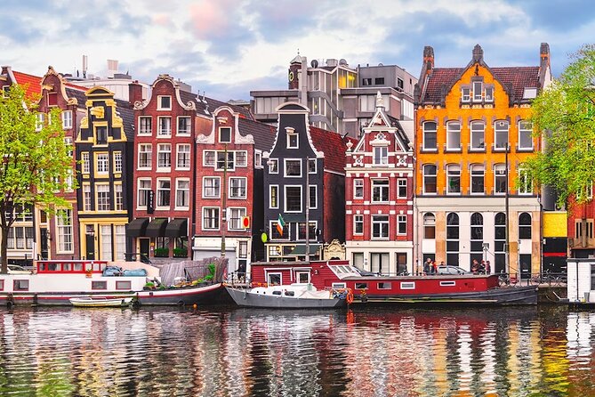 Amsterdam Airport (AMS) Transfer to Amsterdam/Rotterdam/Keukenhof - What the airport wait time really gives you