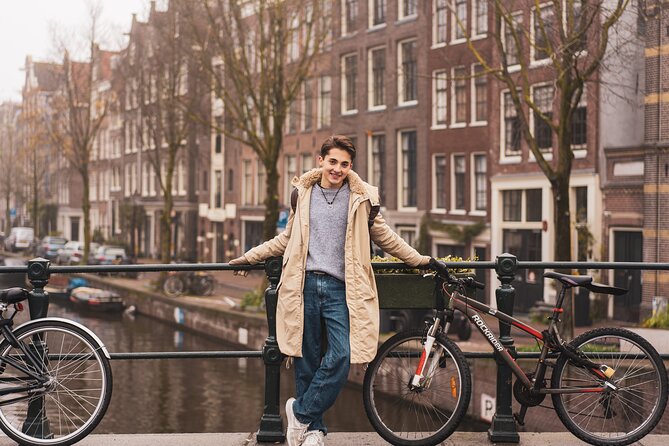 Amsterdam Canal, Tulip, Windmill Photoshoot | Custom Request - Meeting at Zuiderkerk in central Amsterdam