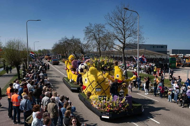 Amsterdam: Day Trip to Flower Parade & Keukenhof on April 18 - Should you book this Flower Parade and Keukenhof trip?