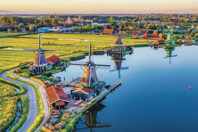 Amsterdam: Day Trip to Keukenhof & Zaanse Schans Windmills - Who will get the most from this trip