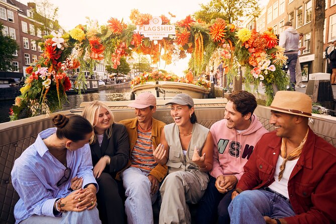 Amsterdam: Exclusive Tulip Tour Canal Cruise - Houseboats and the everyday side of Amsterdam