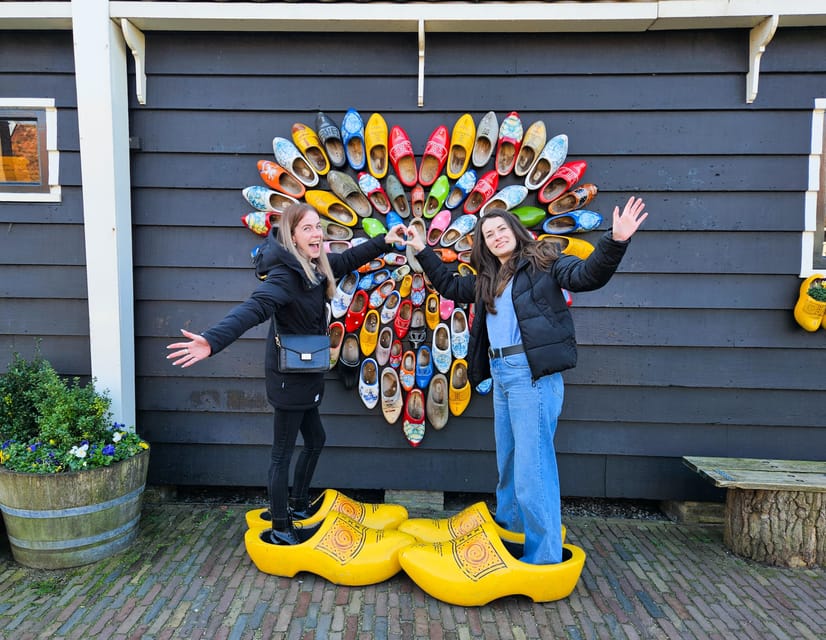Amsterdam: Keukenhof and Zaanse Schans Live Guided Day Tour - Meeting near Amsterdam Central Station