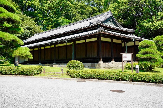 Audio Guide Tour in The East Gardens of the Imperial Palace - Why Edo Castle ruins make this more than a garden walk