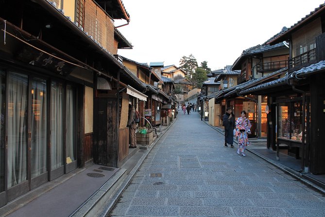 Authentic Kyoto Tea Ceremony: Camellia Flower Teahouse - Choosing floor seating, chairs, or a kimono