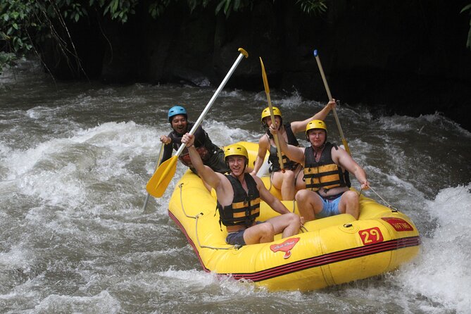 Bali White Water Rafting Yellow Garden - Shower, change, and lunch with a view