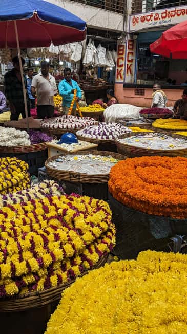 Bangalore Walking Tour KR Flower Market,Fort,Tippu palace - Who should book this Bangalore walk?