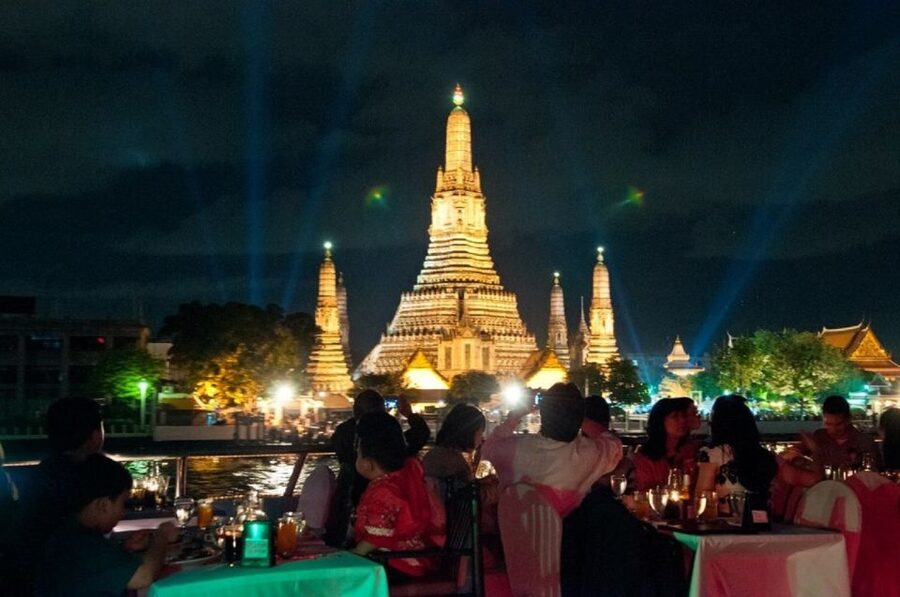 Bangkok: 2-Hour Dinner & Shows on White Orchid River Cruise - Live Music, Thai Dance, and Cabaret