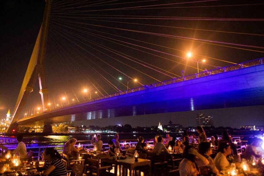 Bangkok: 2-Hour Dinner & Shows on White Orchid River Cruise - Who Will Get the Most From This Cruise?