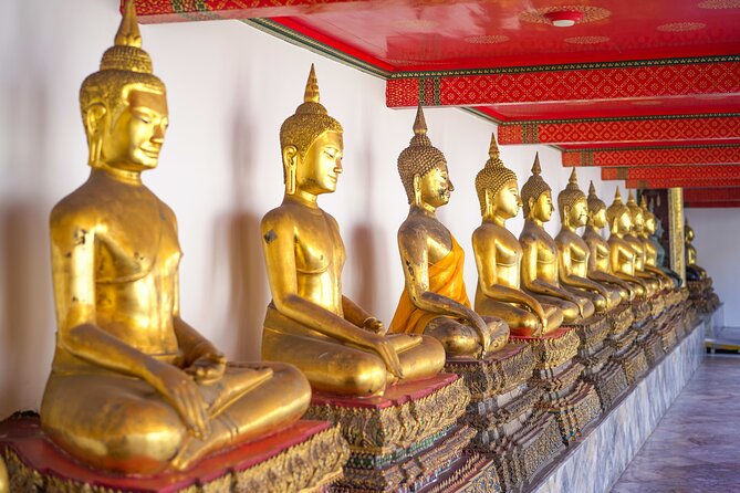 Bangkok Wat Pho and Flower Market Historical Walking Tour - A busy Bangkok morning with plenty of variety