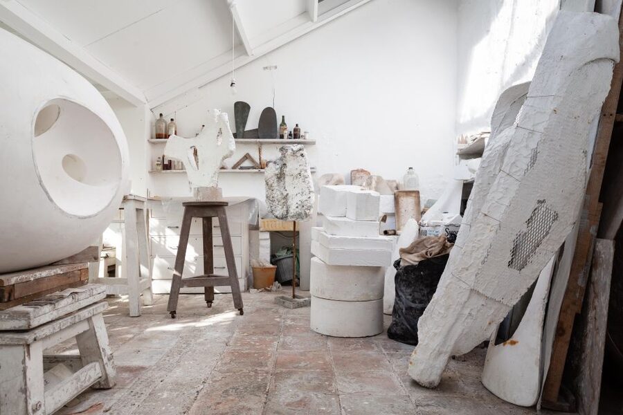 Barbara Hepworth Museum & Sculpture Garden: entry to site. - Views of the studios add useful context