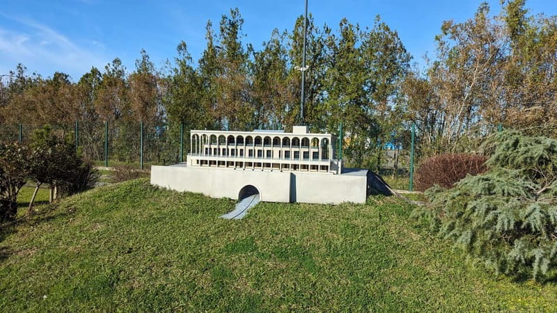 Batumi: Botanical Garden, Petra Fortress and Miniatures Park - Transport keeps the day simple