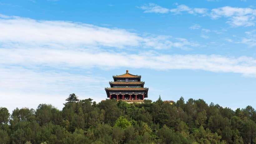 Beijing：Jingshan Park (Palace Museum Garden) Ticket - Quiet gardens after the main viewpoint