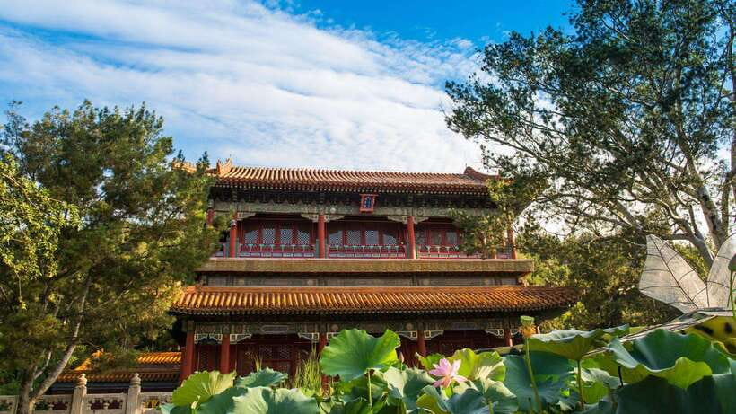 Beijing：Jingshan Park (Palace Museum Garden) Ticket - Morning calm or evening entertainment