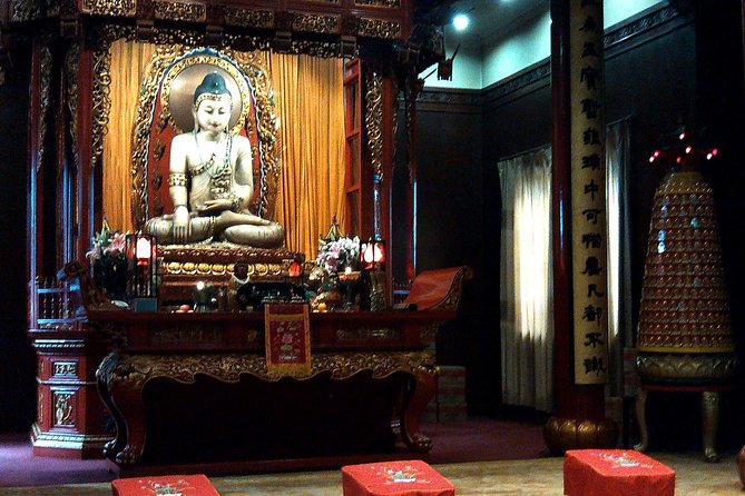 Best of Shanghai Day Tour, including Jade Buddha Temple & Bund & Yuyuan Garden - Why this Shanghai tour works as a first-day plan