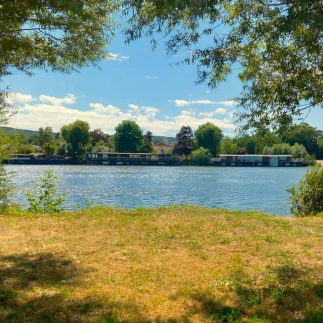 Bike tour from Vernon to Giverny with local guide - What makes Nicolas a useful guide