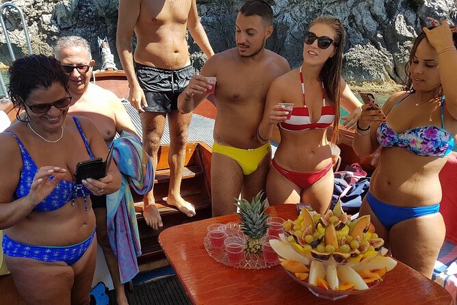 Boat excursion Taormina Giardini Naxos - Capo Taormina and the return cruise