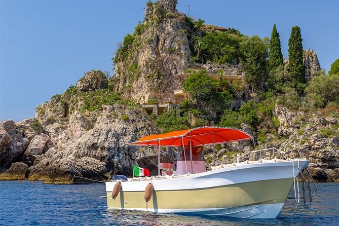 Boat Excursions Taormina Giardini Naxos Isola Bella - A short cruise with a full Taormina coastline