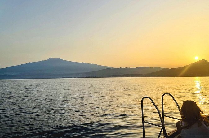 Boat Excursions Taormina Giardini Naxos Isola Bella - Boat comfort, spray, and music