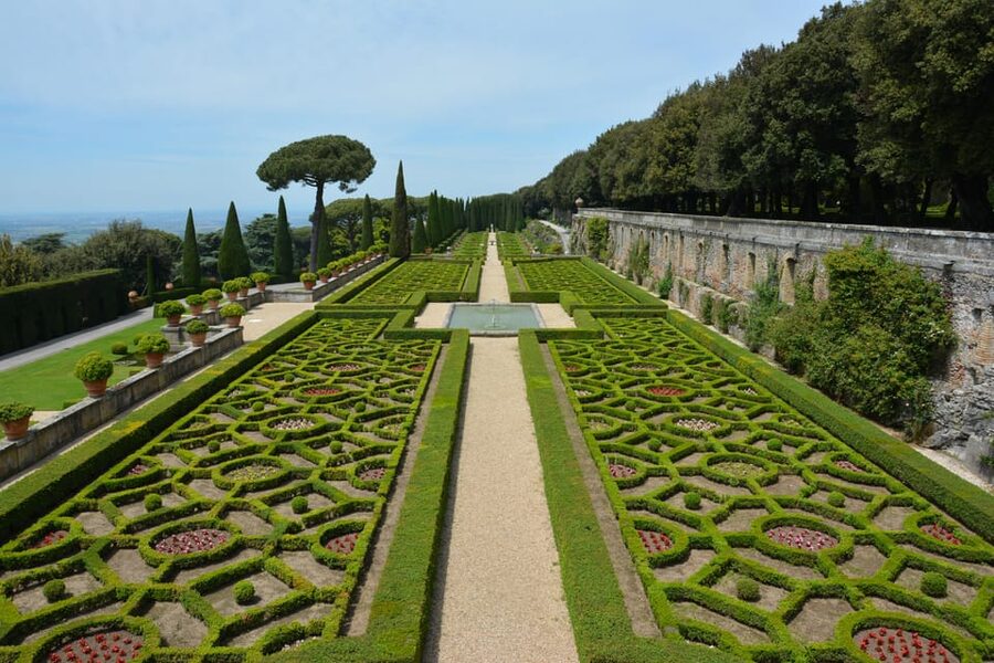 Borgo Laudato Sì - Villa Barberini Gardens - What the one-hour vehicle ride is like