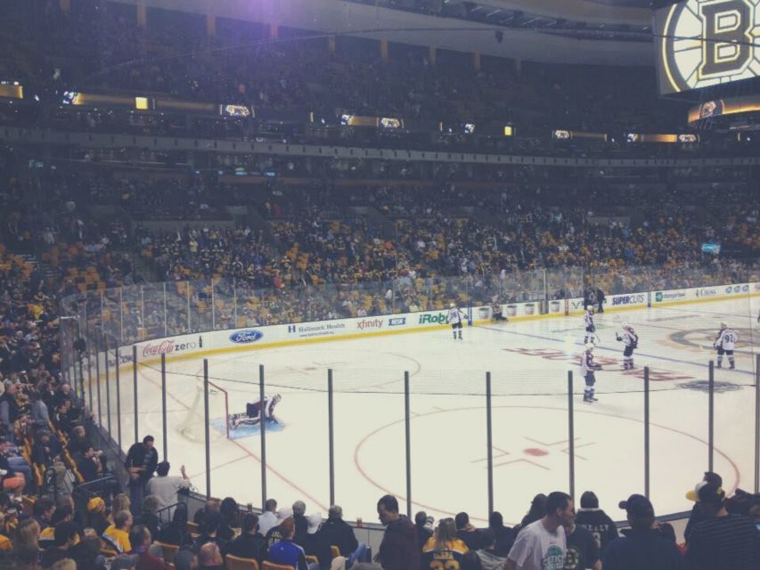 Boston: Boston Bruins Ice Hockey Game Ticket at TD Garden - What Your Evening Looks Like From Arrival to Final Horn