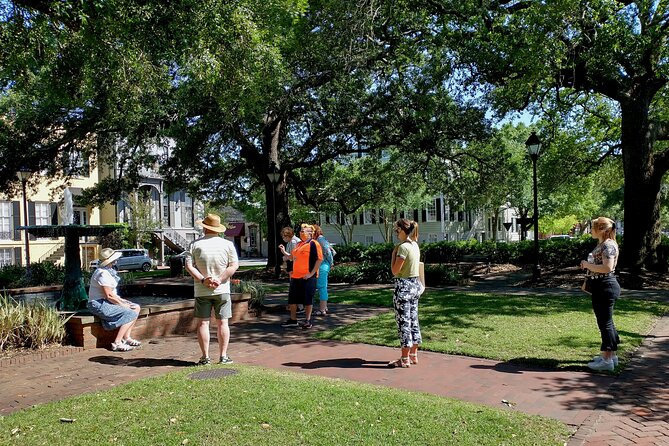Botanical Tour (by Walk With Me Savannah Tours) - Monterey Square and Georgia’s olives