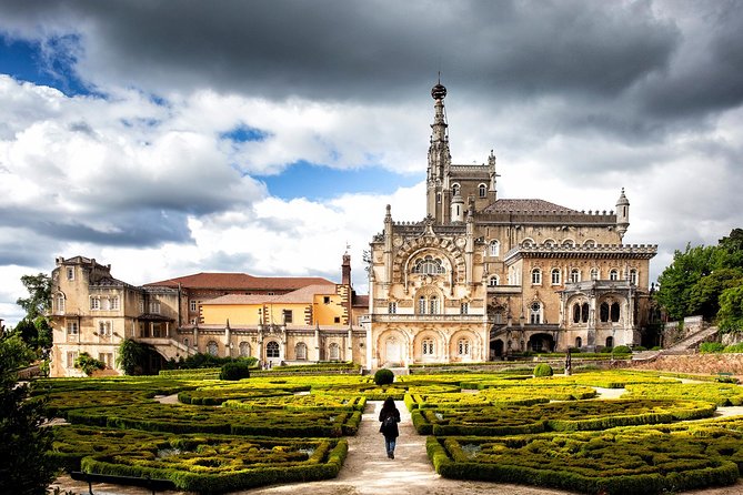 Bussaco Palace, Gardens & Forest | Private Tour - Bussaco Palace and its royal setting