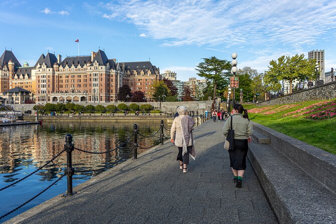 Butchart Gardens and Victoria Sightseeing Tour from Vancouver - The return to Vancouver is part of the price
