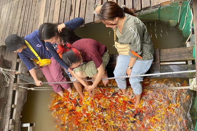 Can Tho day tour: fruit garden&floating fish farm in Son islet - Sunset on the Mekong