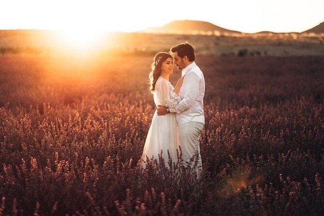 Cappadocia Sunset Lavender Farm Tour w/Wine - Sunset drinks and the included bouquet