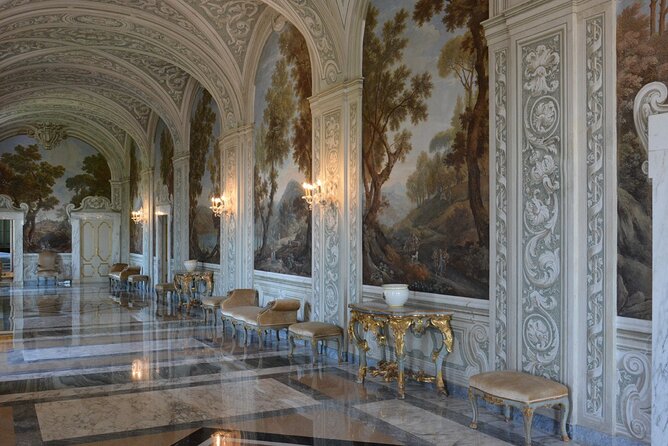 Castel Gandolfo: Papal Apartments and Secret Garden Entry Ticket - Small details that make the visit better