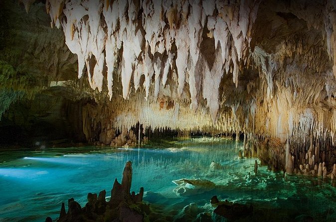 Cayman Crystal Caves & Pedro St James Castle or Botanical Garden - What the private format is really worth
