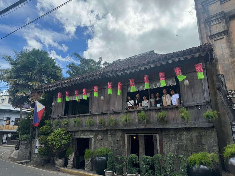Cebu: City Highlights with Sirao Flower Garden Visit - Magellan’s Cross and the center of old Cebu