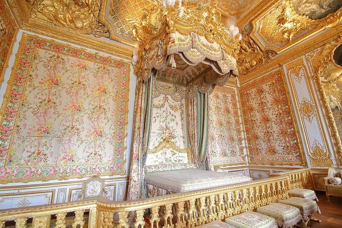 Chateau de Versailles & Gardens. VIP private tour with guide + driver - Why a private Versailles tour can be worth the cost