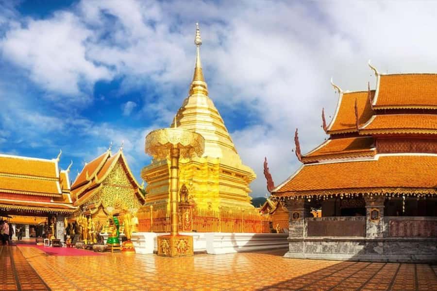 Chiang Mai: Doi Suthep, Orchid Farm and Waterfall with Lunch - Wat Pha Lat, the forest temple stop