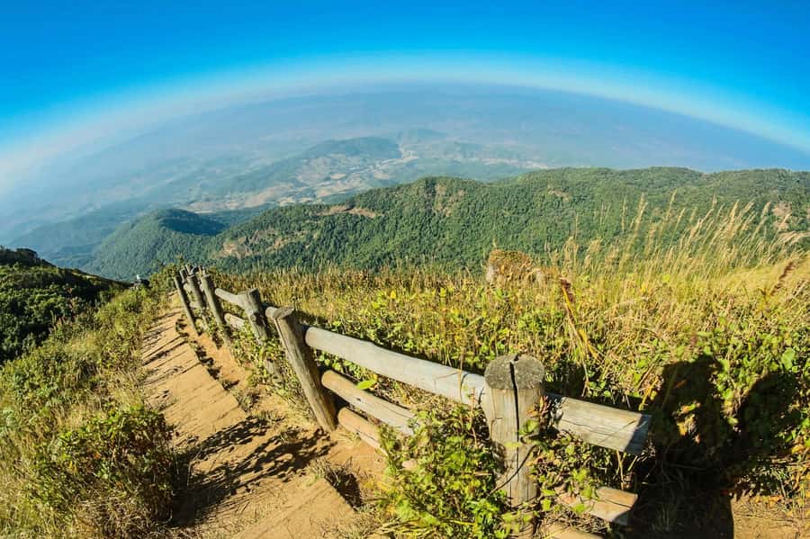 Chiang Mai: Kew Mae Pan Nature Trail & Doi Inthanon Day Trip - What to wear and pack