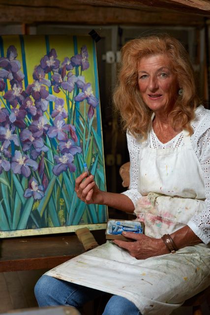 Cognac: 3-Hour Private Painting with Artist Jeanne Maze - Should you book it?