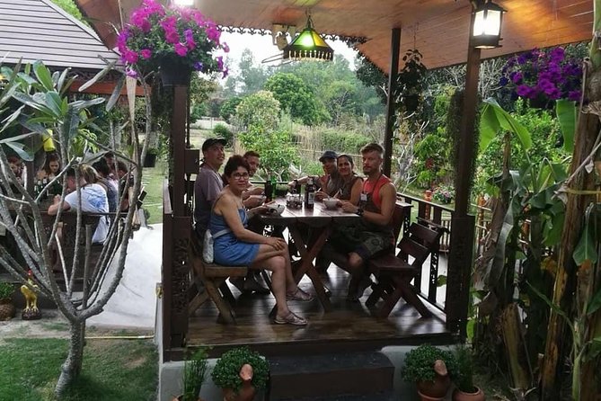 Cooking Evening Class Chiang Mai Visit Organic Garden and Market - Six dishes, six choices, and plenty of food