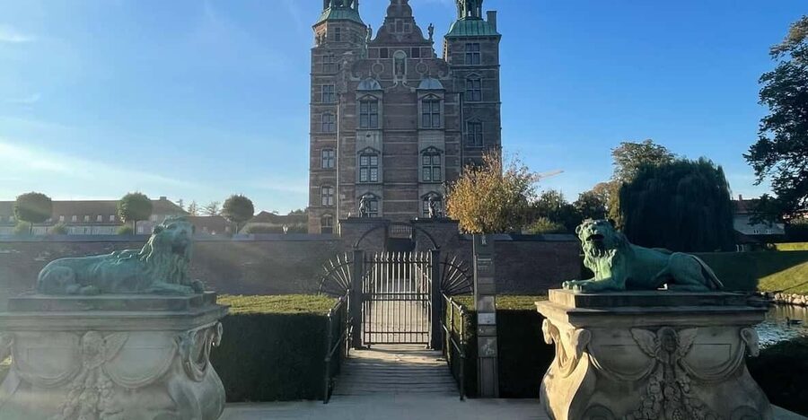 Copenhagen: King's Garden Outdoor Escape Room Game - A detective game inside Copenhagen’s King’s Garden