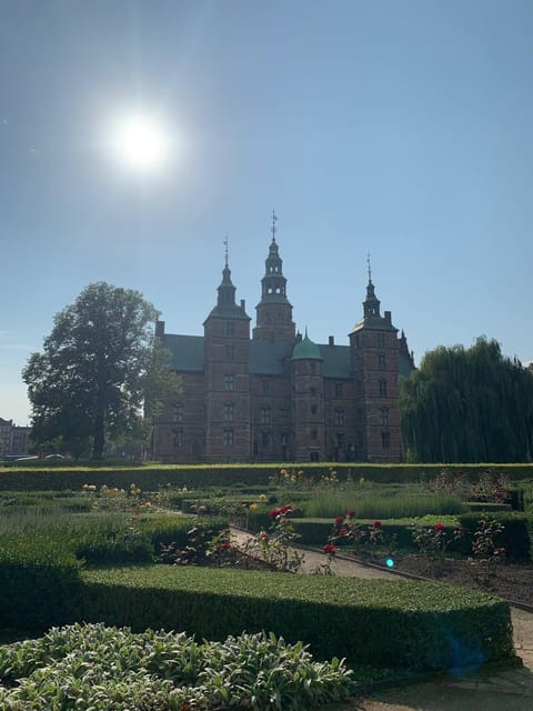 Copenhagen: King's Garden Outdoor Escape Room Game - Following the missing crown jewels