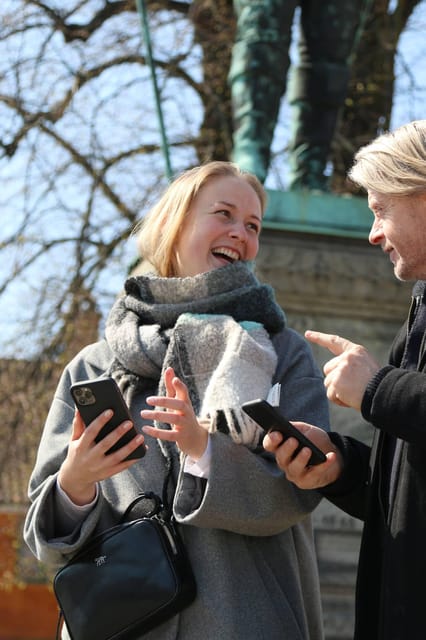 Copenhagen: King's Garden Outdoor Escape Room Game - How the smartphone format affects the experience