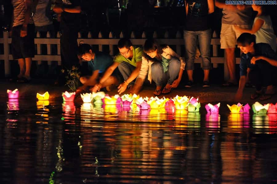 Da Nang:Hoi An City Tour -Boat Ride & Release Flower Lantern - Dinner with one Hoi An dish