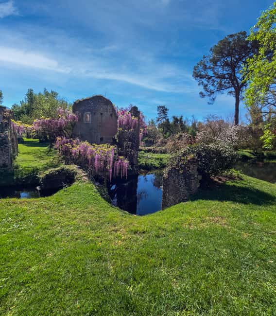 Day trip from Rome: Garden of Ninfa and village of Sermoneta - The nine o’clock start at Cinecittà