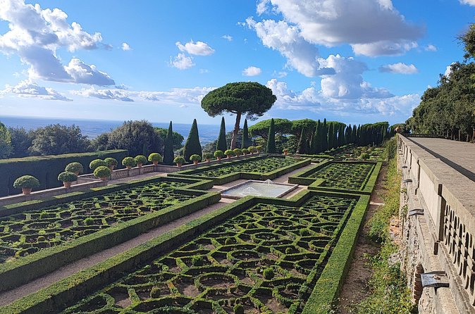 Day Trip from Rome: Pope’s Summer Residence & Gardens Tour - Two hours in the Giardini di Villa Barberini